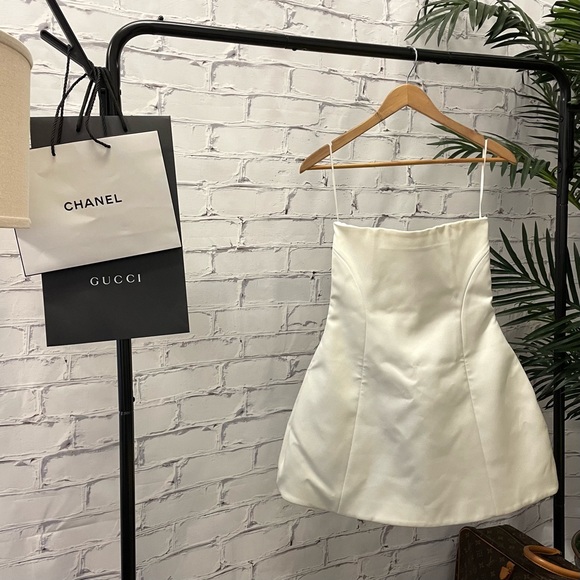 KHAITE Dresses & Skirts - KHAITE Ginger Strapless Mini Dress White